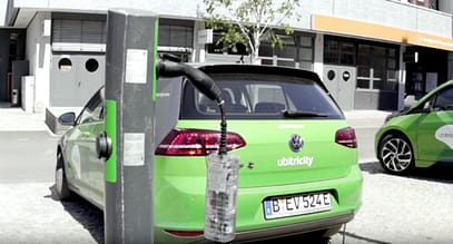 screenshot-www.youtube.com-2018.09.04-15-10-00