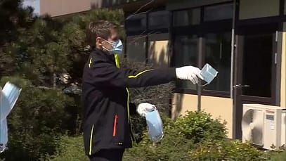 Le aziende cercano di riaprire per limitare danni economici