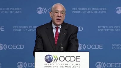 L’OCSE vede il più profondo crollo economico dei tempi di pace in un secolo | Reuters