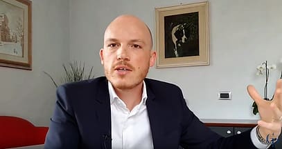 screenshot-www.youtube.com-2018.05.15-21-02-31